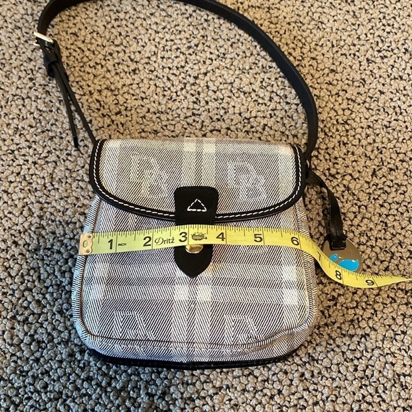 NWT Dooney & Bourke Small North/South Crossbody Bag - Picture 8 of 9